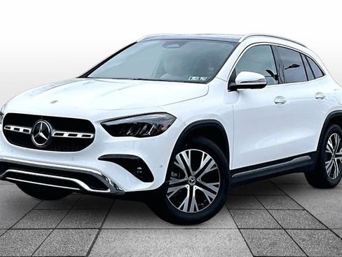 Used 2026 Mercedes-Benz GLA 250 4MATIC image 2