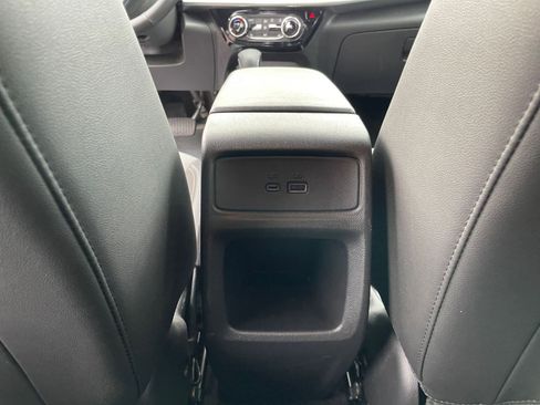 Used 2025 Chevrolet Trax LT w/ LT Convenience Package image 22