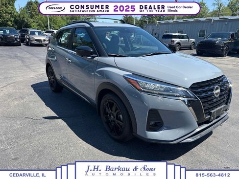 Used 2023 Nissan Kicks SR w/ Interior Electronics Package FWD image 1