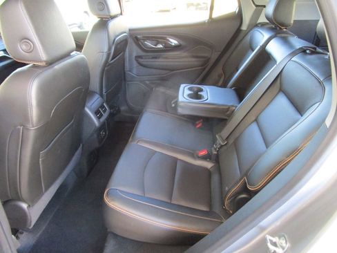 Used 2024 GMC Terrain AT4 image 17