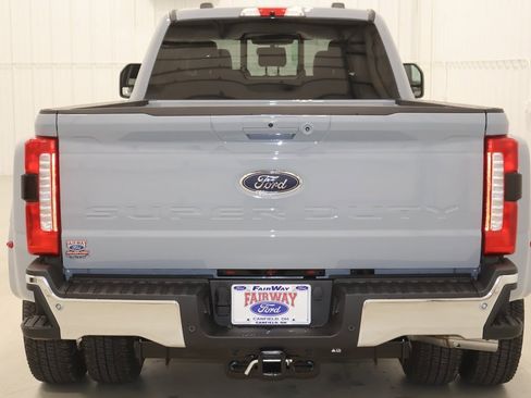 New 2025 Ford F350 Lariat w/ Lariat Ultimate Package image 44