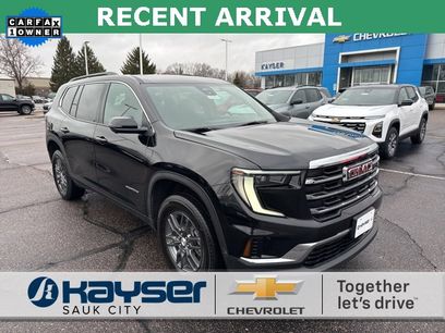 Used 2025 GMC Acadia Elevation