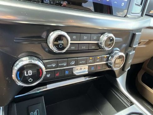 Used 2021 Ford F150 Lariat w/ Equipment Group 502A High RWD image 36