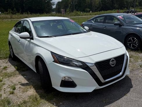 Used 2022 Nissan Altima 2.5 S FWD image 4