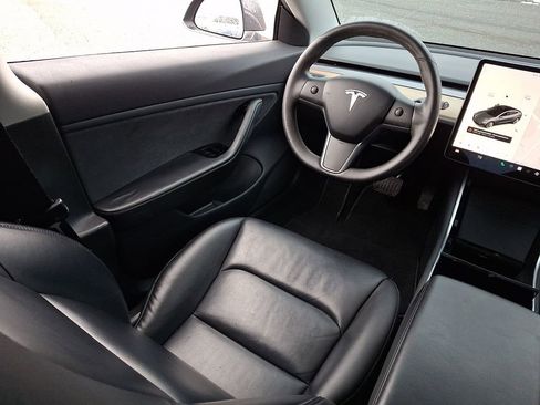 Used 2020 Tesla Model 3 Long Range image 14