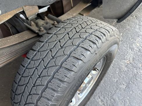 Used 2004 Ford F350 XLT AWD/4WD image 11