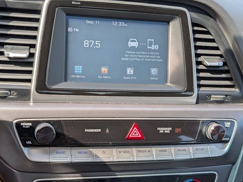 Used 2018 Hyundai Sonata SE FWD image 22