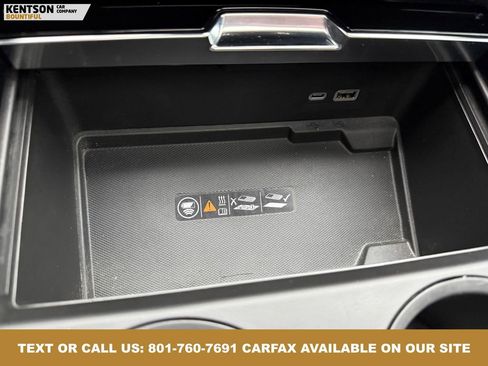 Used 2025 GMC Yukon XL Denali image 27