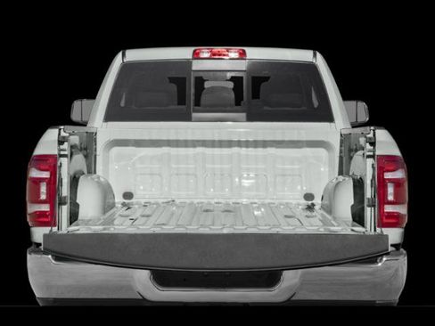 Certified 2022 RAM 2500 Big Horn w/ Level C Equiment Group image 8