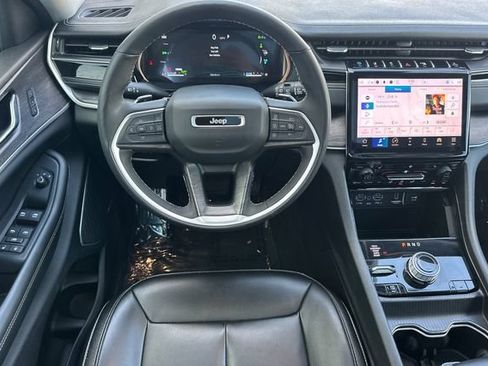 Used 2024 Jeep Grand Cherokee Limited 4xe AWD/4WD image 16