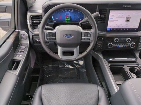 New 2026 Ford F250 Lariat w/ FX4 Off-Road Package image 16