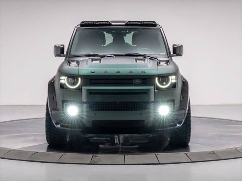 Used 2026 Land Rover Defender 90 V8 AWD/4WD image 8