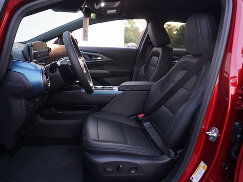 New 2026 Chevrolet Equinox EV LT image 10