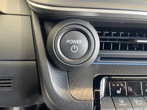 Certified 2025 Toyota Prius XLE image 30