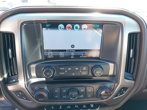 Used 2018 GMC Sierra 3500 Denali w/ Duramax Plus Package image 25