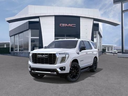 New 2026 GMC Yukon Denali w/ Denali Reserve Package AWD/4WD image 8