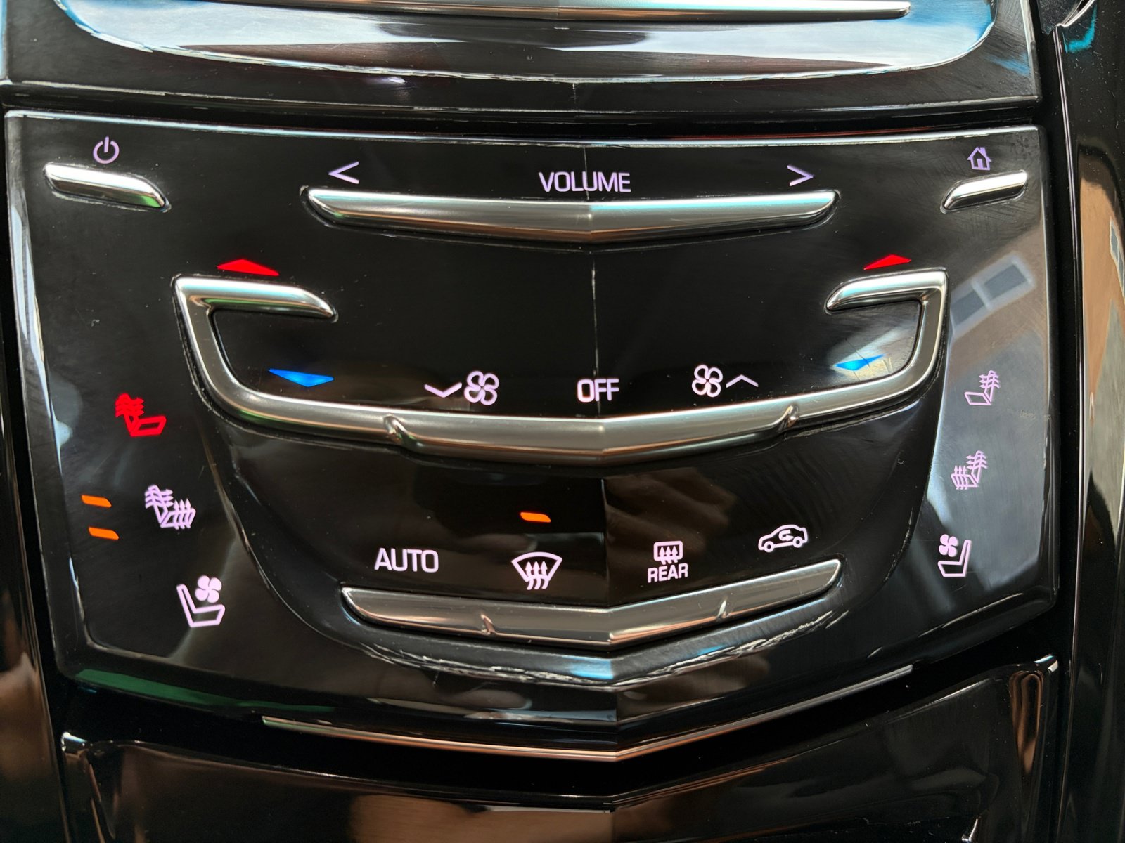 Used 2017 Cadillac Escalade Luxury AWD/4WD image 24