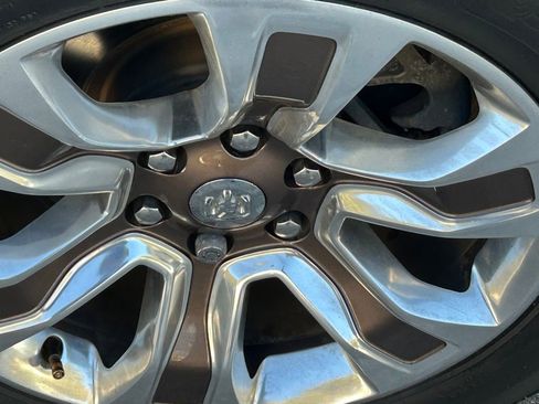 Certified 2022 RAM 1500 Limited image 17