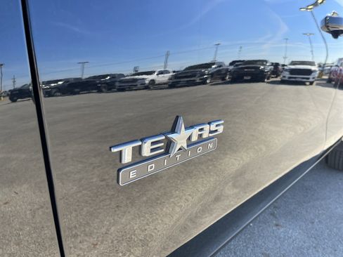 Used 2020 Chevrolet Silverado 1500 RST w/ Texas Edition image 12