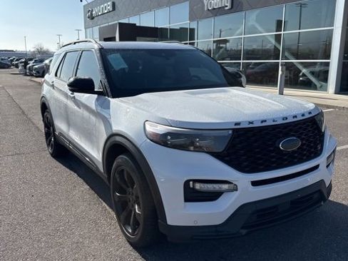 Used 2021 Ford Explorer ST w/ Equipment Group 401A image 3