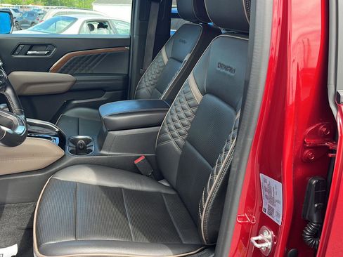 Used 2023 GMC Canyon Denali AWD/4WD image 22