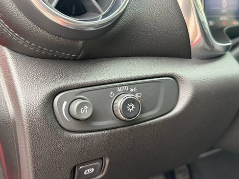 Used 2020 Chevrolet Blazer LT AWD/4WD image 17