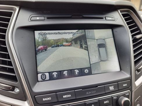 Used 2018 Hyundai Santa Fe Sport w/ 2.0T Ultimate Tech Package 05 image 16