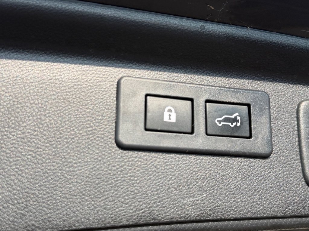 Used 2021 Subaru Forester Limited AWD/4WD image 16