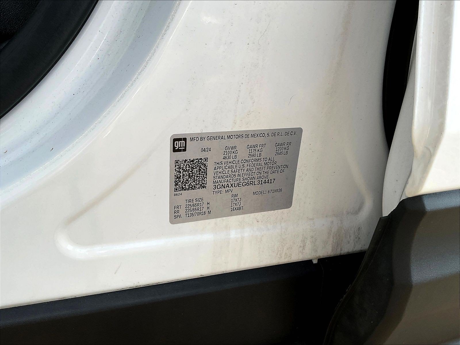 Used 2024 Chevrolet Equinox LT AWD/4WD image 14