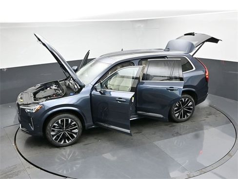 New 2026 Volvo XC90 B6 Ultra image 56