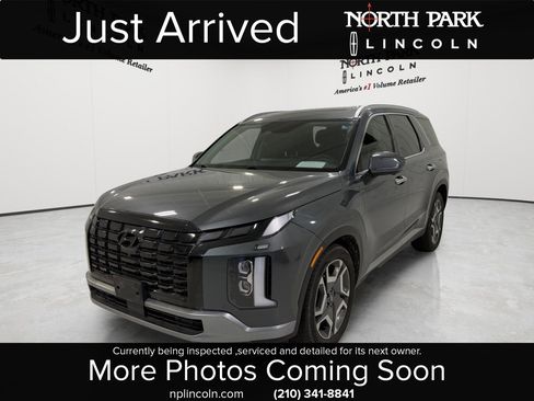 Used 2024 Hyundai Palisade Limited FWD image 1