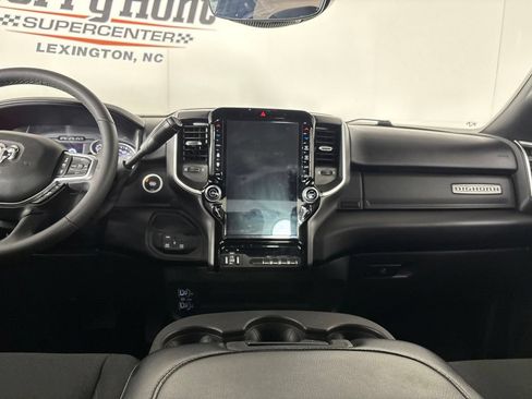 Used 2025 RAM 2500 Big Horn AWD/4WD image 23