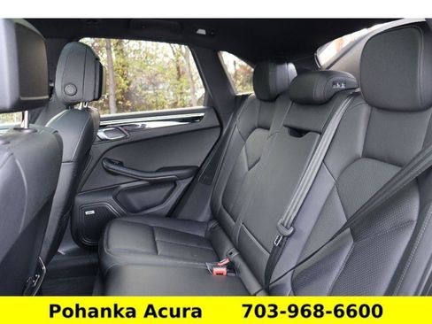 Used 2017 Porsche Macan S image 24