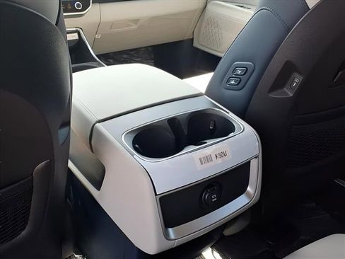 New 2026 Kia Carnival EX FWD image 24
