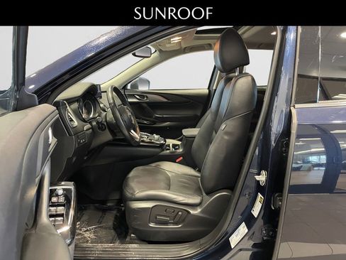 Used 2023 MAZDA CX-9 Touring image 9