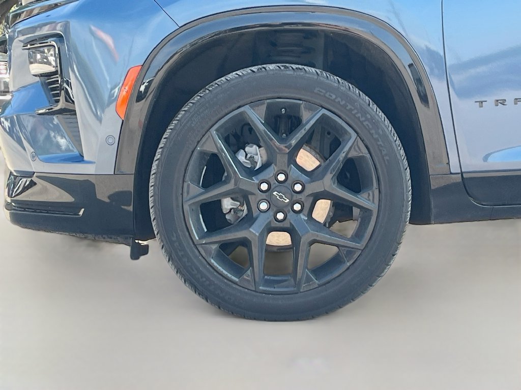 Used 2024 Chevrolet Traverse RS w/ LPO, Floor Liner Package AWD/4WD image 34