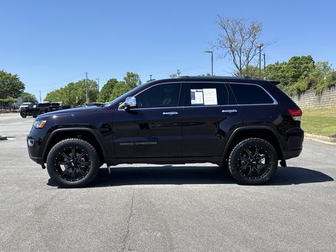Used 2020 Jeep Grand Cherokee Limited w/ Trailer Tow Group IV image 7