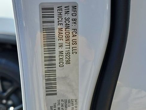 New 2026 Jeep Compass Latitude image 27