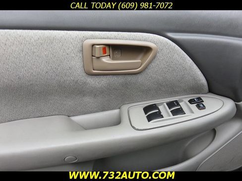 Used 2001 Toyota Camry LE FWD image 31