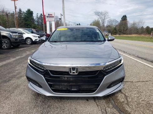Used 2018 Honda Accord Touring image 9