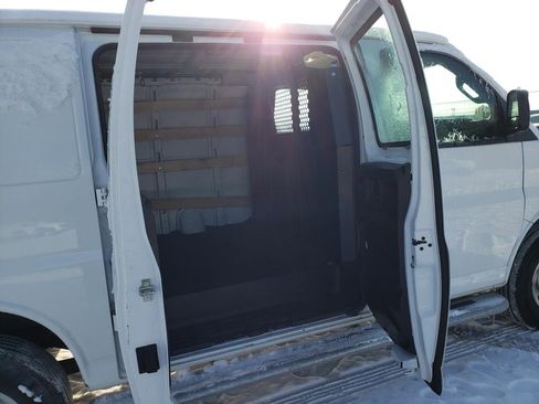 Used 2024 Chevrolet Express 2500 w/ Driver Convenience Package image 39