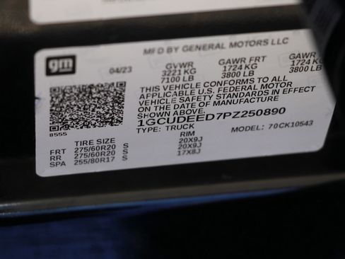 Used 2023 Chevrolet Silverado 1500 RST w/ Redline Edition image 36