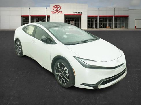 New 2026 Toyota Prius Plug-In Hybrid image 33