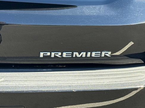 Used 2025 Chevrolet Tahoe Premier image 13