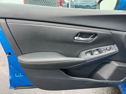 Used 2025 Nissan Sentra SV image 18