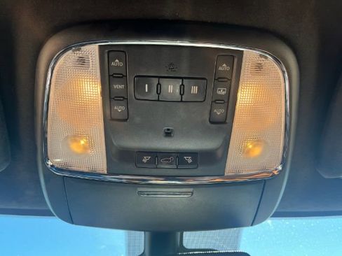 Used 2014 Jeep Grand Cherokee SRT8 w/ Luxury Group II image 28