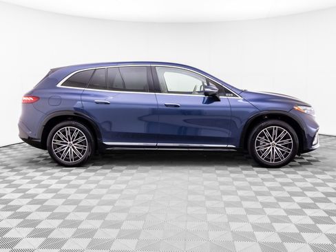 Used 2023 Mercedes-Benz EQS 580 4MATIC SUV image 6