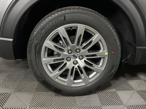 New 2026 Ford Explorer Platinum image 10