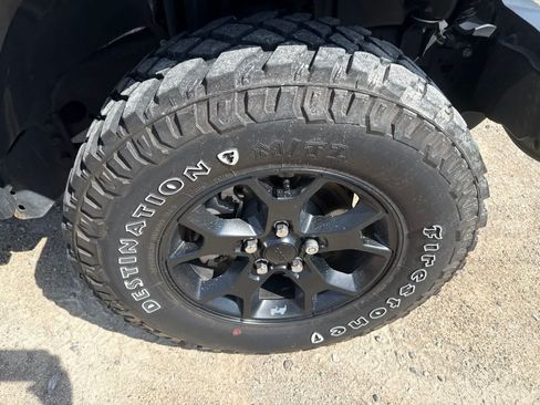 Used 2023 Jeep Wrangler Sport AWD/4WD image 5