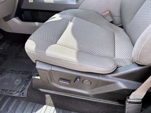 Used 2019 Ford F150 XLT w/ Equipment Group 302A Luxury AWD/4WD image 21